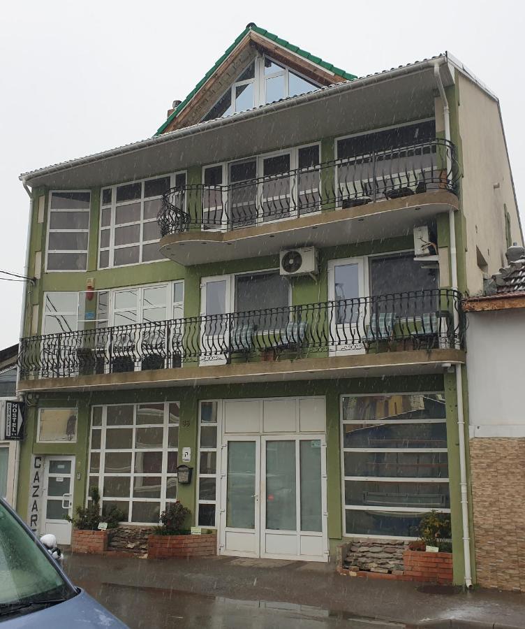 Sc Afitos Srl Hostel Ντρομπέτα-Τούρνου Σεβερίν Εξωτερικό φωτογραφία